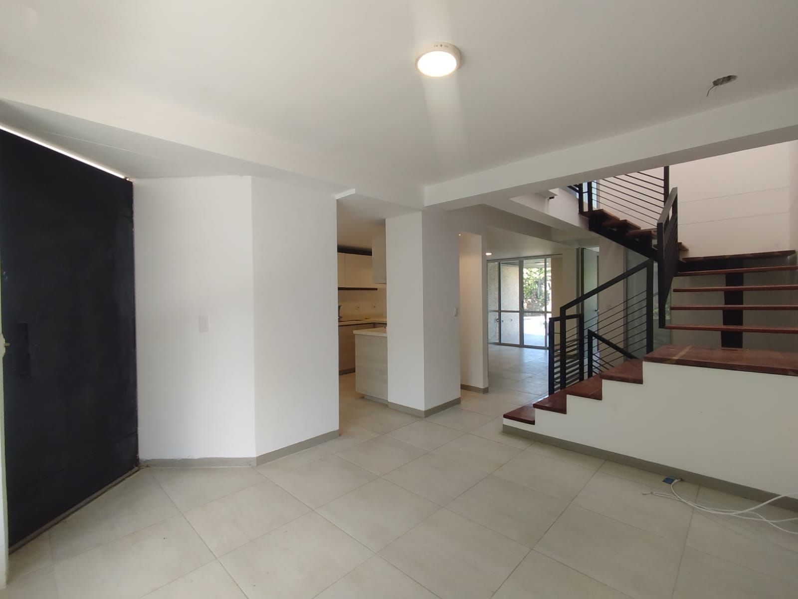 Casa en arriendo Risaralda Pereira Pinares Alto 247 m2 Habitaciones 3 Baños 5 Garajes 2 Precio $5200000