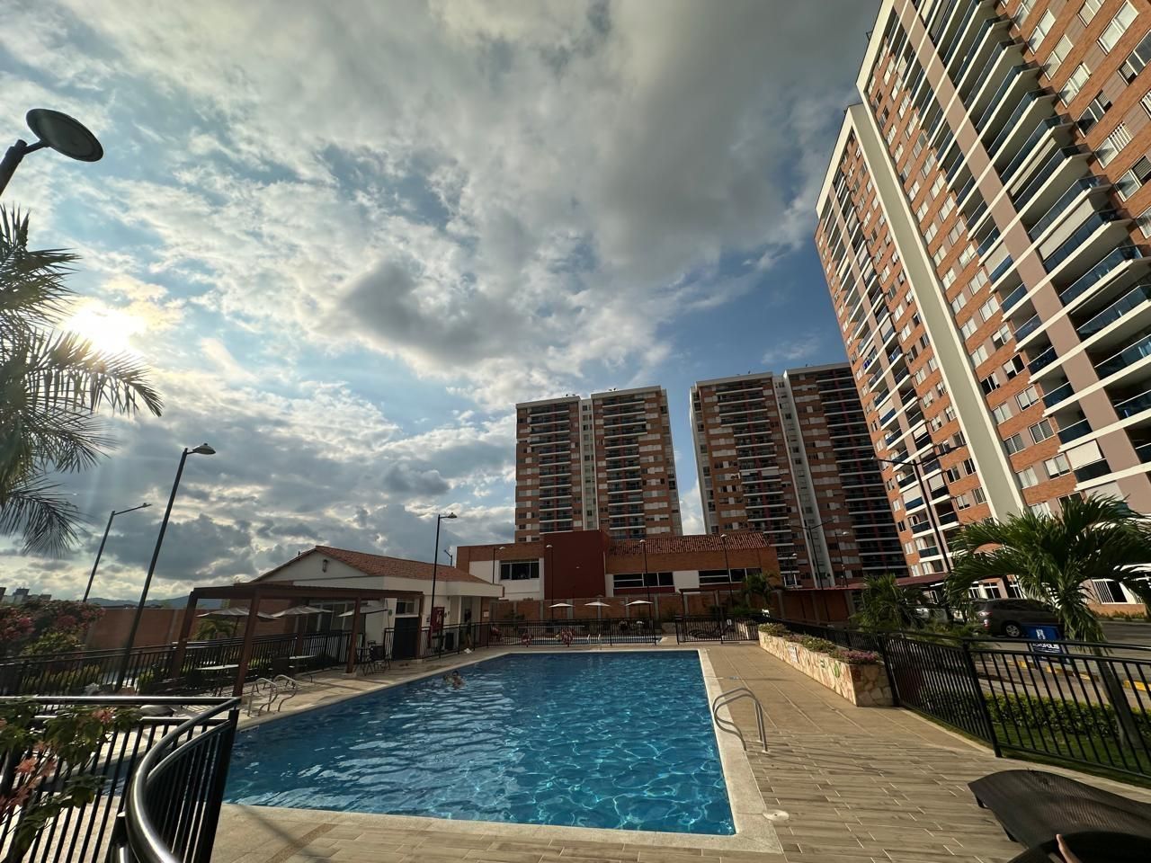 Apartamento en venta Santander Floridablanca El Recreo 81 m2 Habitaciones 3 Baños 2 Garajes 1 Precio $380000000