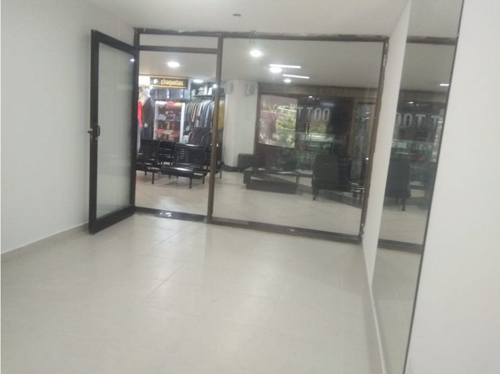 Local en arriendo Caldas Manizales El Centro 18 m2 Habitaciones 0 Baños 0 Garajes 0 Precio $2074000