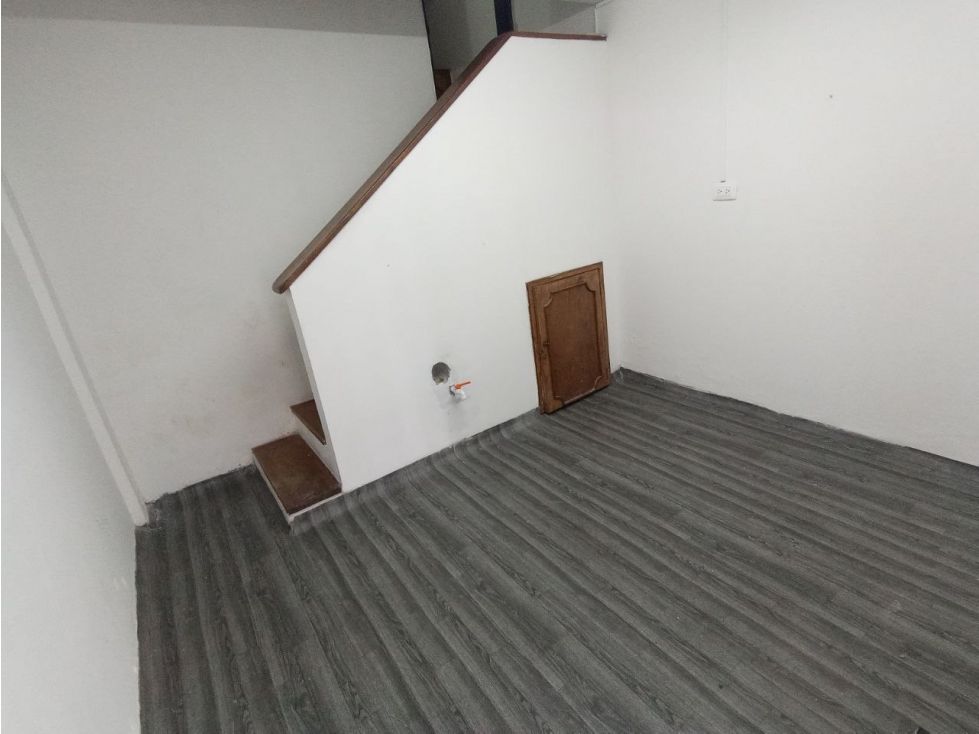 Local en arriendo Caldas Manizales Colseguros 20 m2 Habitaciones 0 Baños 1 Garajes 0 Precio $1200000