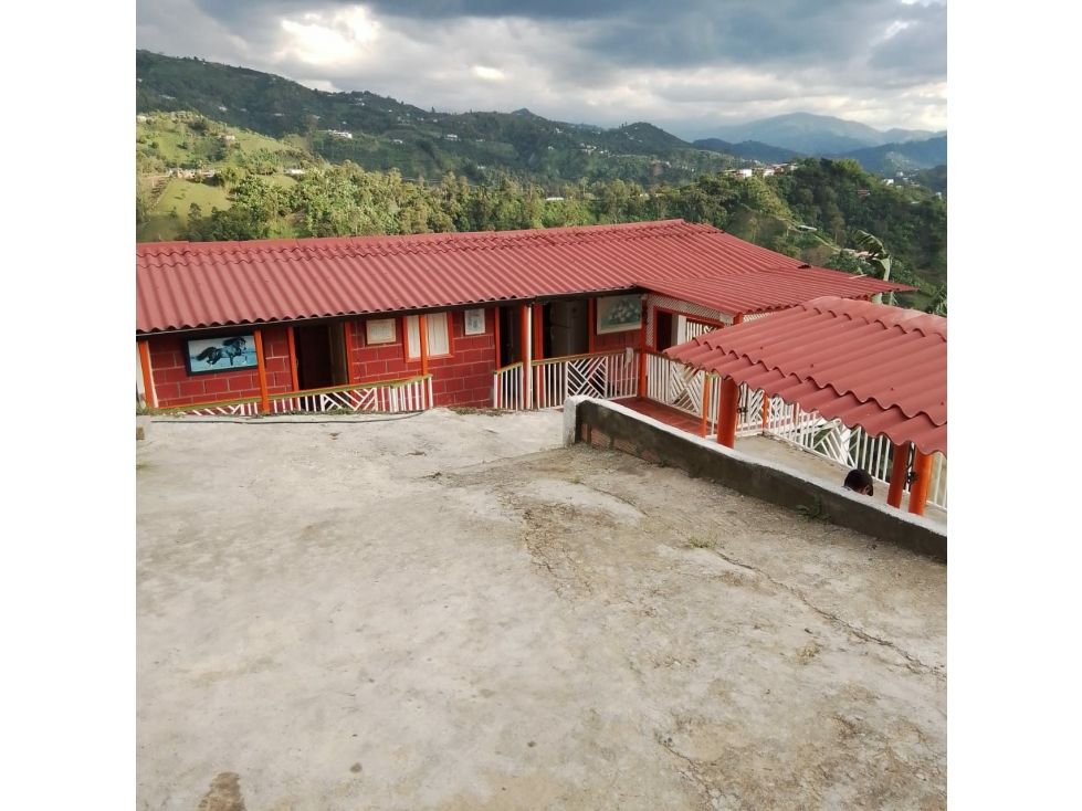 Finca en venta Caldas Manizales La Linda 50 m2 Habitaciones 3 Baños 2 Garajes 0 Precio $350000000