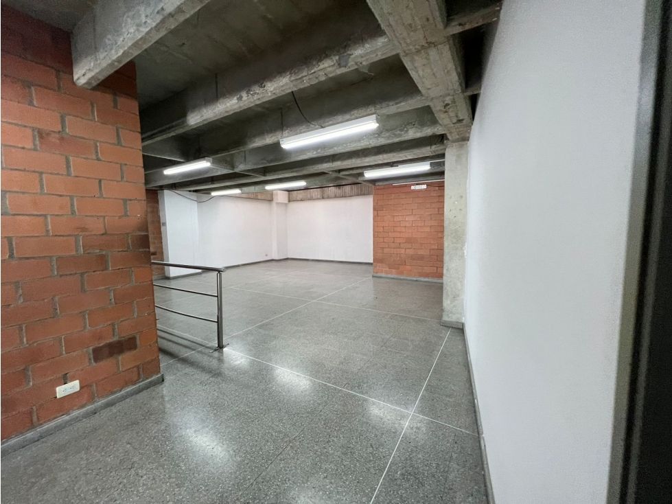 Local en arriendo Caldas Manizales Palo Grande 205 m2 Habitaciones 0 Baños 2 Garajes 0 Precio $6900000