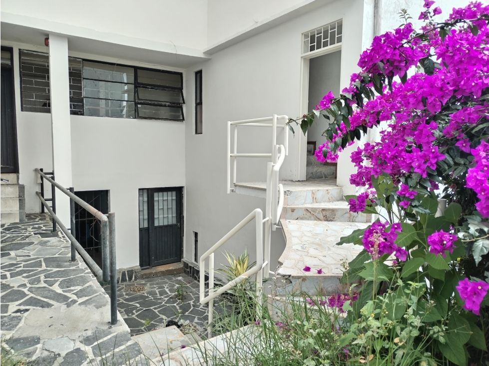 Local en arriendo Caldas Manizales Milan 50 m2 Habitaciones 0 Baños 2 Garajes 0 Precio $6500000