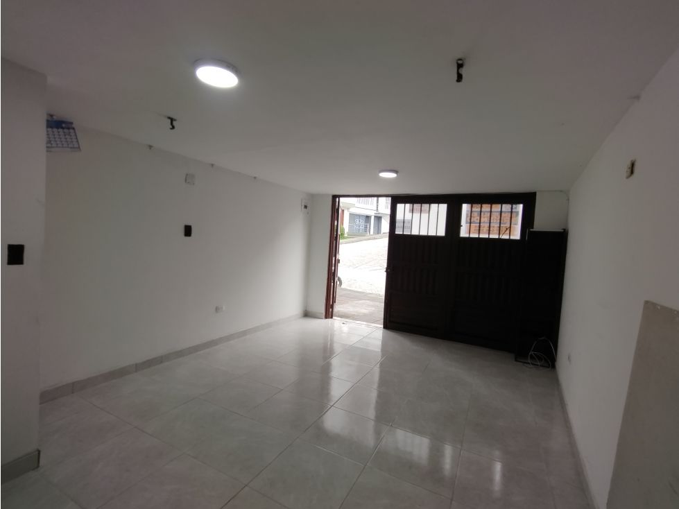 Local en arriendo Caldas Manizales Los Rosales 15 m2 Habitaciones 0 Baños 1 Garajes 0 Precio $1000000