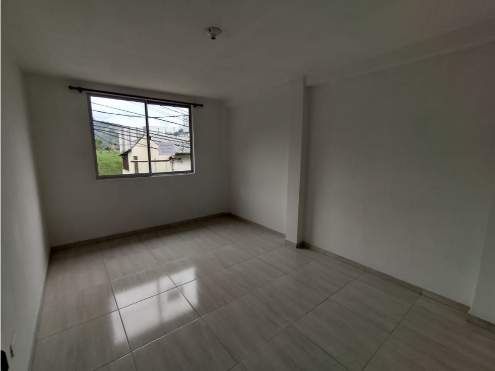 Casa en arriendo Caldas Manizales 11 De Noviembre 72 m2 Habitaciones 8 Baños 5 Garajes 1 Precio $3000000