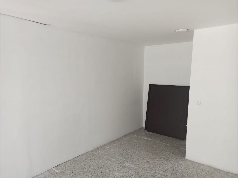 Local en arriendo Caldas Manizales Cervantes 24 m2 Habitaciones 0 Baños 1 Garajes 0 Precio $1200000