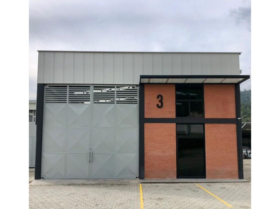 Bodega en arriendo Caldas Manizales Malteria 300 m2 Habitaciones 0 Baños 2 Garajes 0 Precio $6600000