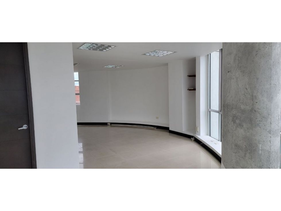 Oficina en arriendo Caldas Manizales El Cable 43 m2 Habitaciones 0 Baños 1 Garajes 1 Precio $2380000