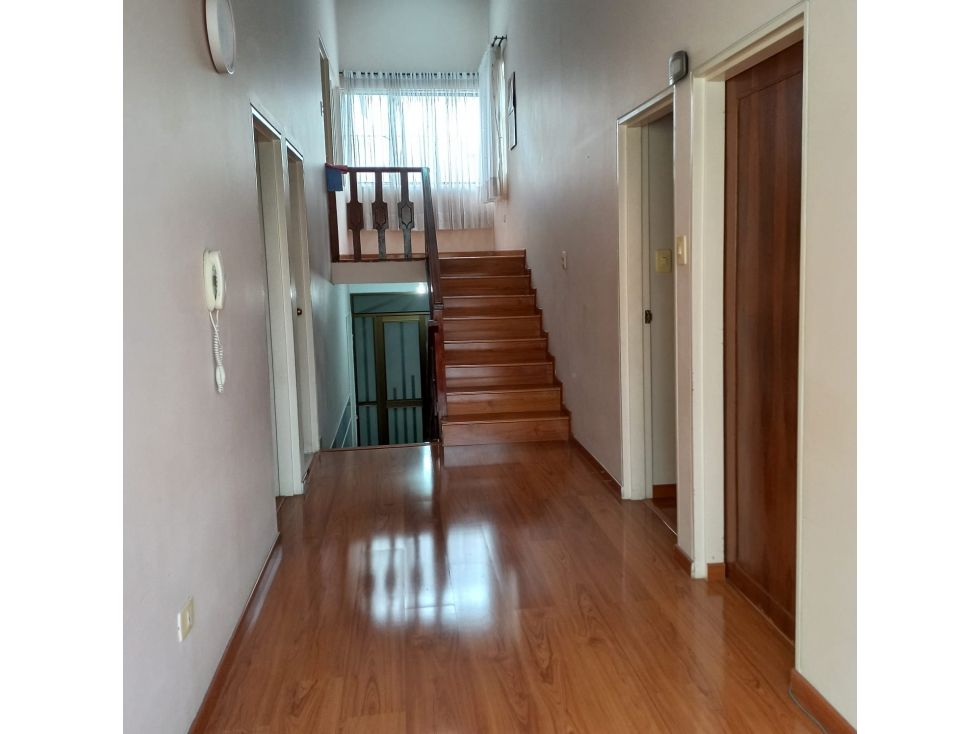 Casa en venta Caldas Manizales La Arboleda 500 m2 Habitaciones 6 Baños 4 Garajes 2 Precio $1300000000