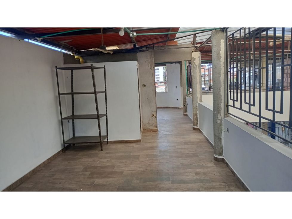 Local en arriendo Caldas Villamaría Zona Centro 325 m2 Habitaciones 0 Baños 1 Garajes 0 Precio $3500000