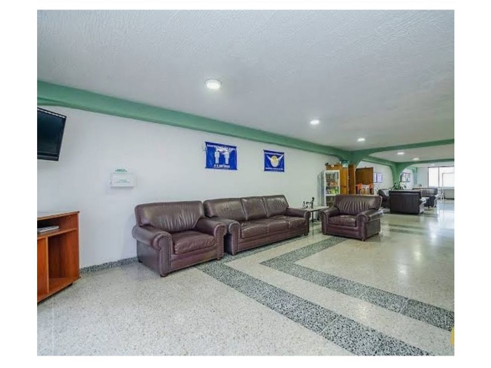 Edificio en venta Caldas Manizales Cable 980 m2 Habitaciones 21 Baños 10 Garajes 5 Precio $2350000000