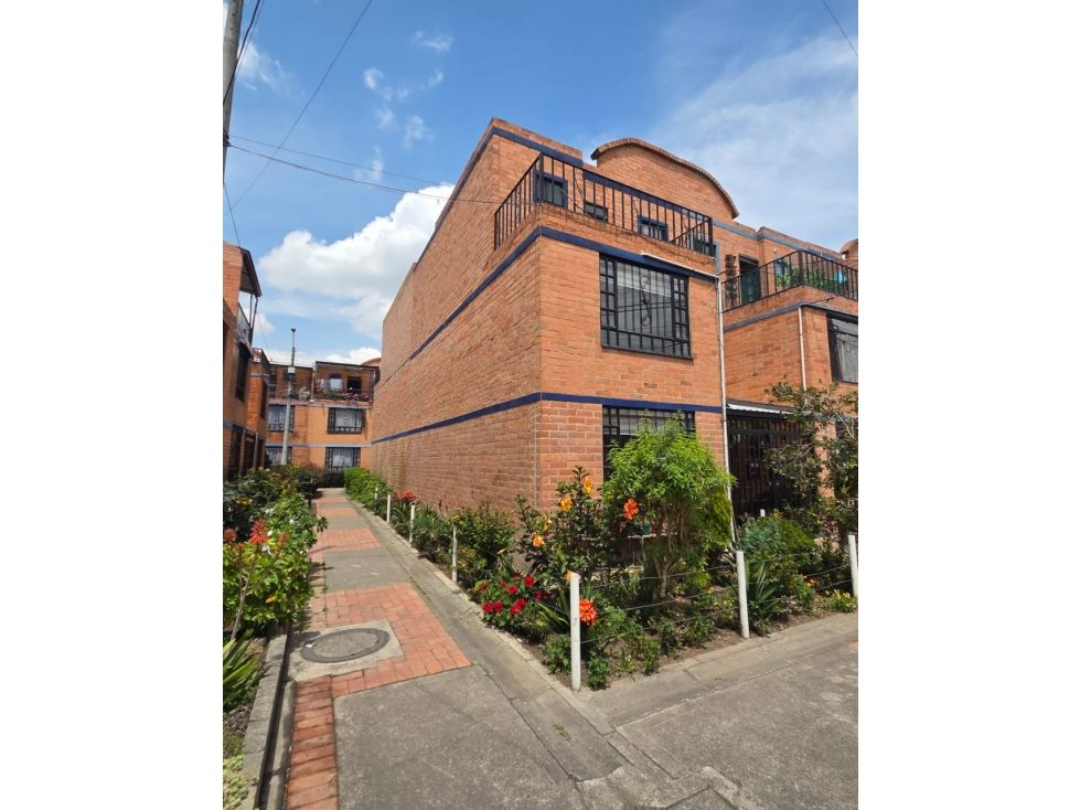 Casa en venta Cundinamarca Funza Ub Zuame Et I 84 m2 Habitaciones 3 Baños 3 Garajes 0 Precio $370000000