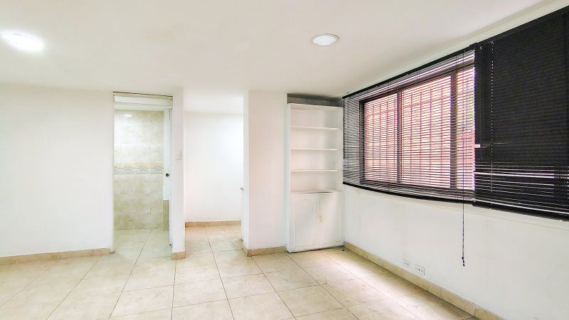 Oficina en arriendo Antioquia Medellín Villa Tina 30 m2 Habitaciones 0 Baños 1 Garajes 0 Precio $1500000