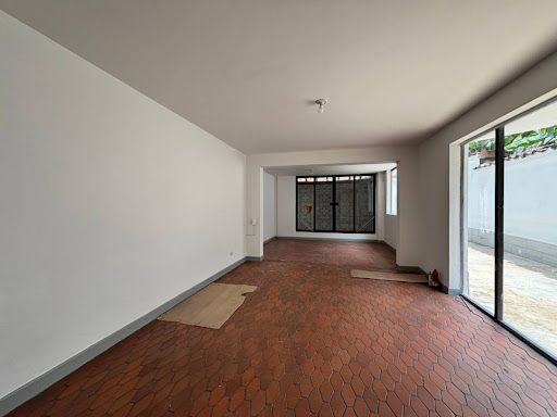 Casa en arriendo Antioquia Medellín La Aguacatala 400 m2 Habitaciones 8 Baños 5 Garajes 8 Precio $14000000