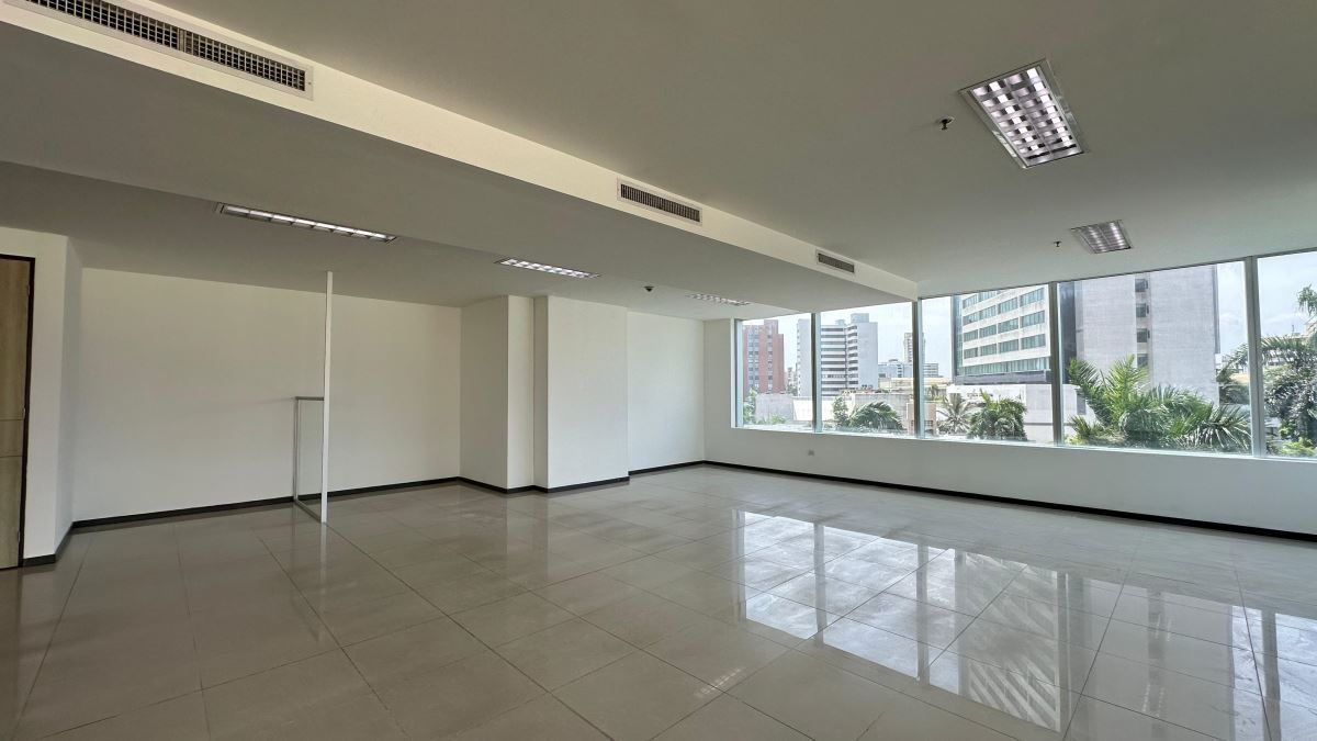 Oficina en arriendo Atlántico Barranquilla Villa Country 150 m2 Habitaciones 0 Baños 1 Garajes 3 Precio $11500000