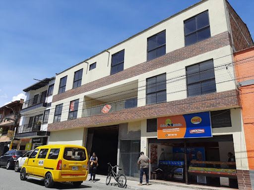 Local en arriendo Antioquia La Ceja Centro 700 m2 Habitaciones 0 Baños 25 Garajes 0 Precio $12000000