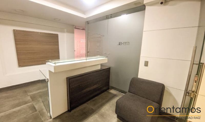 Oficina en arriendo Antioquia Medellín Aeroparque Juan Pablo Ii 150 m2 Habitaciones 0 Baños 3 Garajes 3 Precio $8000000