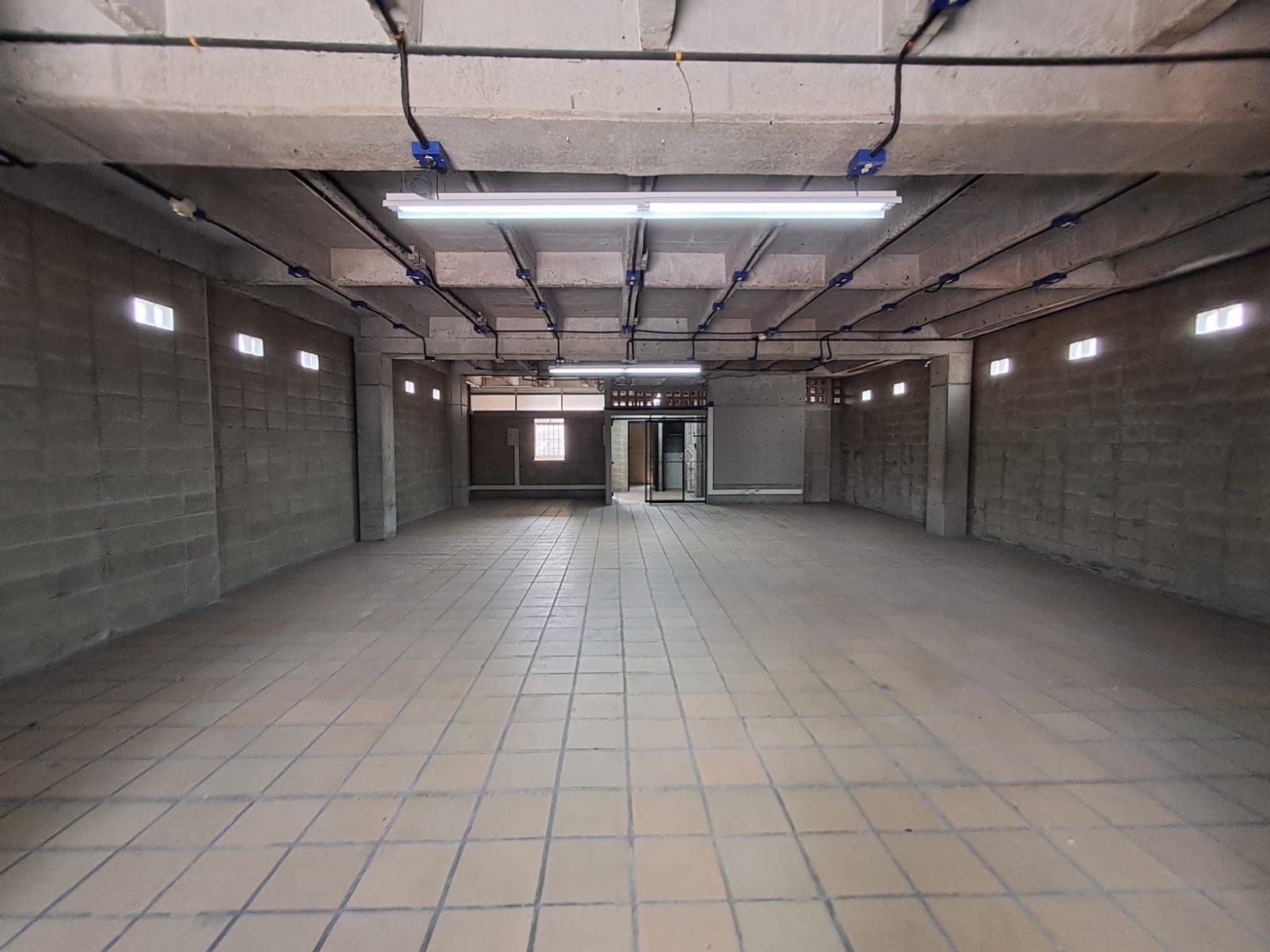 Bodega en arriendo Antioquia Medellín Urbanizacion Palma 30 222 m2 Habitaciones 0 Baños 4 Garajes 0 Precio $5800000