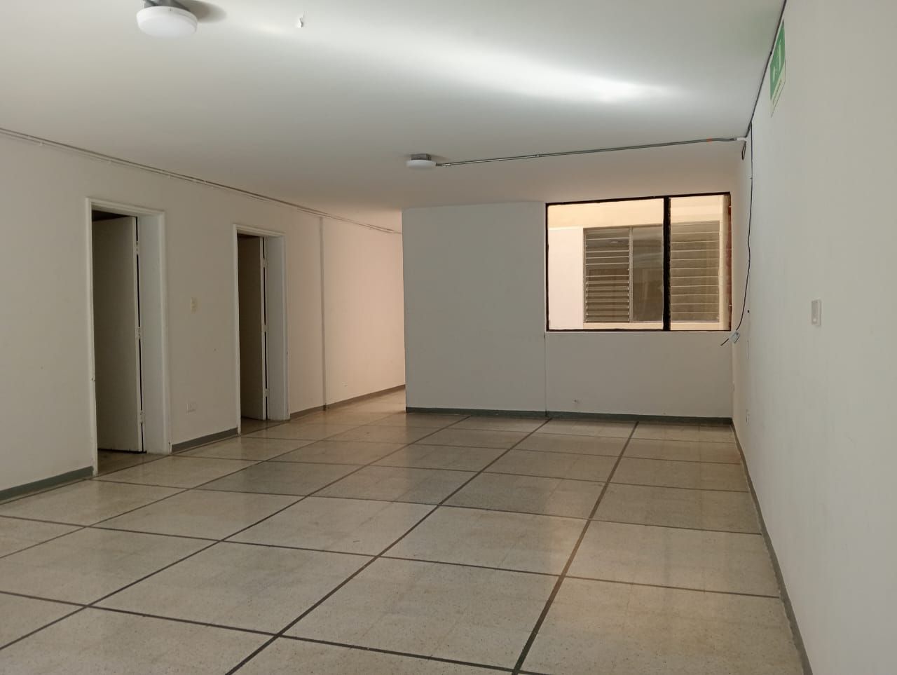 Casa en arriendo Antioquia Medellín Laureles 230 m2 Habitaciones 4 Baños 2 Garajes 1 Precio $5700000