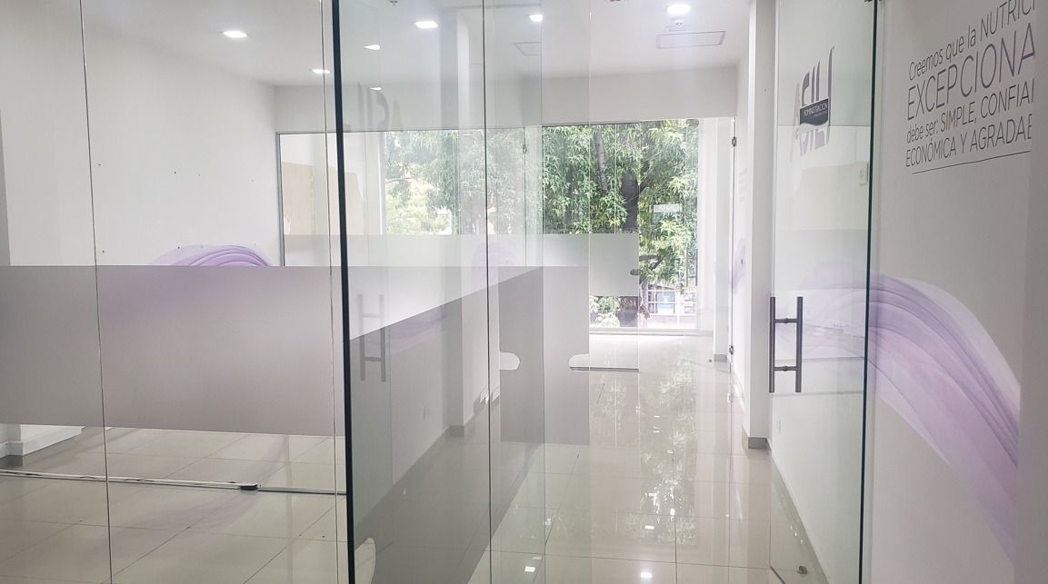 Local en arriendo Cundinamarca Bogotá San Patricio 220 m2 Habitaciones 0 Baños 2 Garajes 1 Precio $16000000