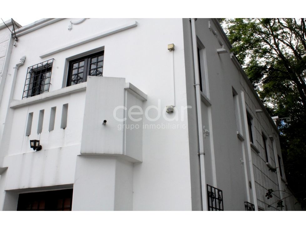 Casa en arriendo Cundinamarca Bogotá Teusaquillo 415 m2 Habitaciones 6 Baños 8 Garajes 8 Precio $10000000