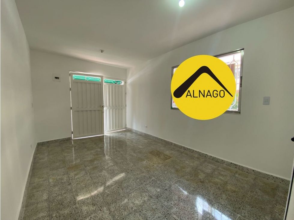 Local en arriendo Antioquia Medellín San Bernardo 20 m2 Habitaciones 0 Baños 1 Garajes 0 Precio $1900000