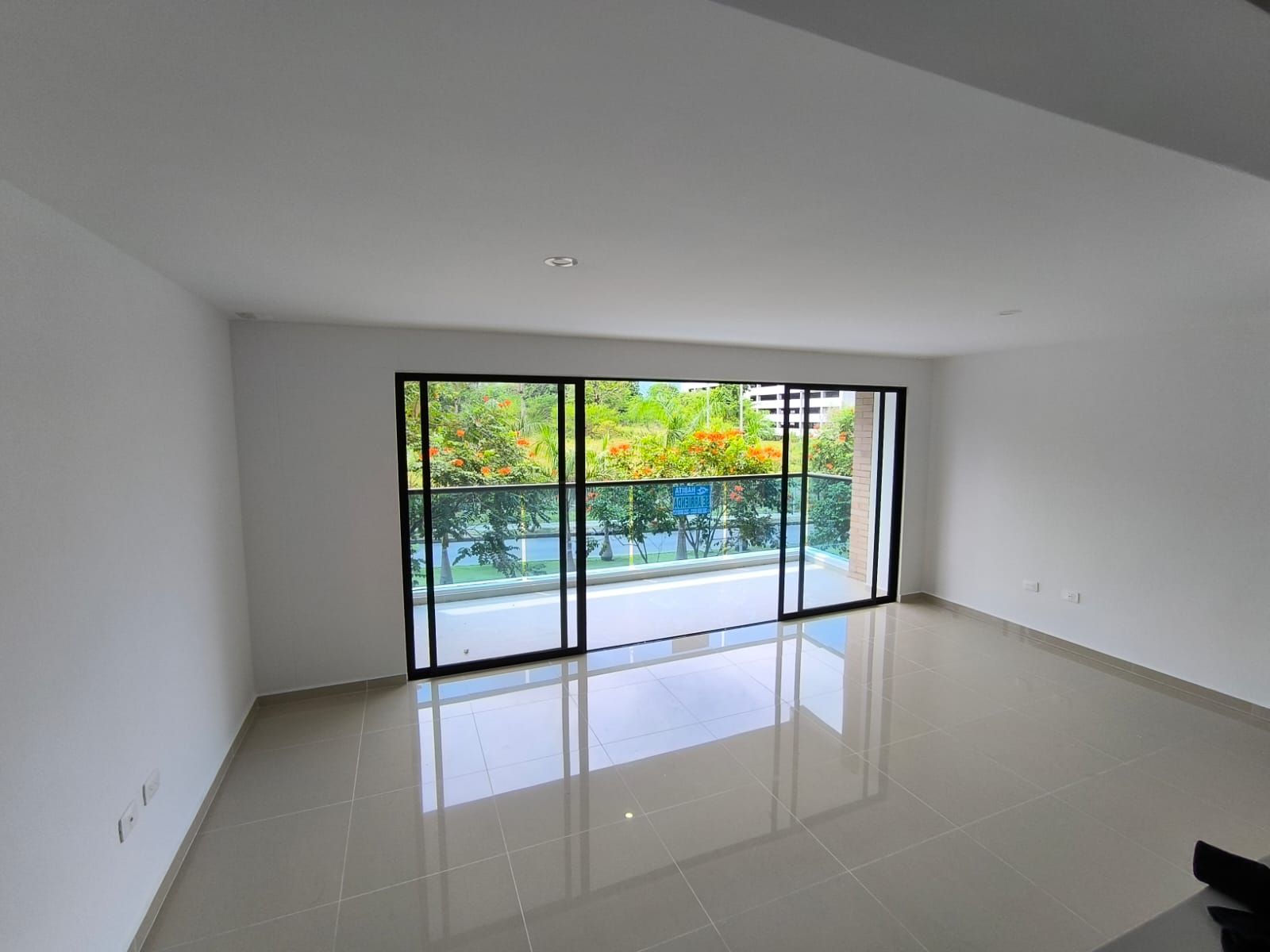 Apartamento en arriendo Santander Piedecuesta Monserrate 114 m2 Habitaciones 3 Baños 3 Garajes 2 Precio $2968000