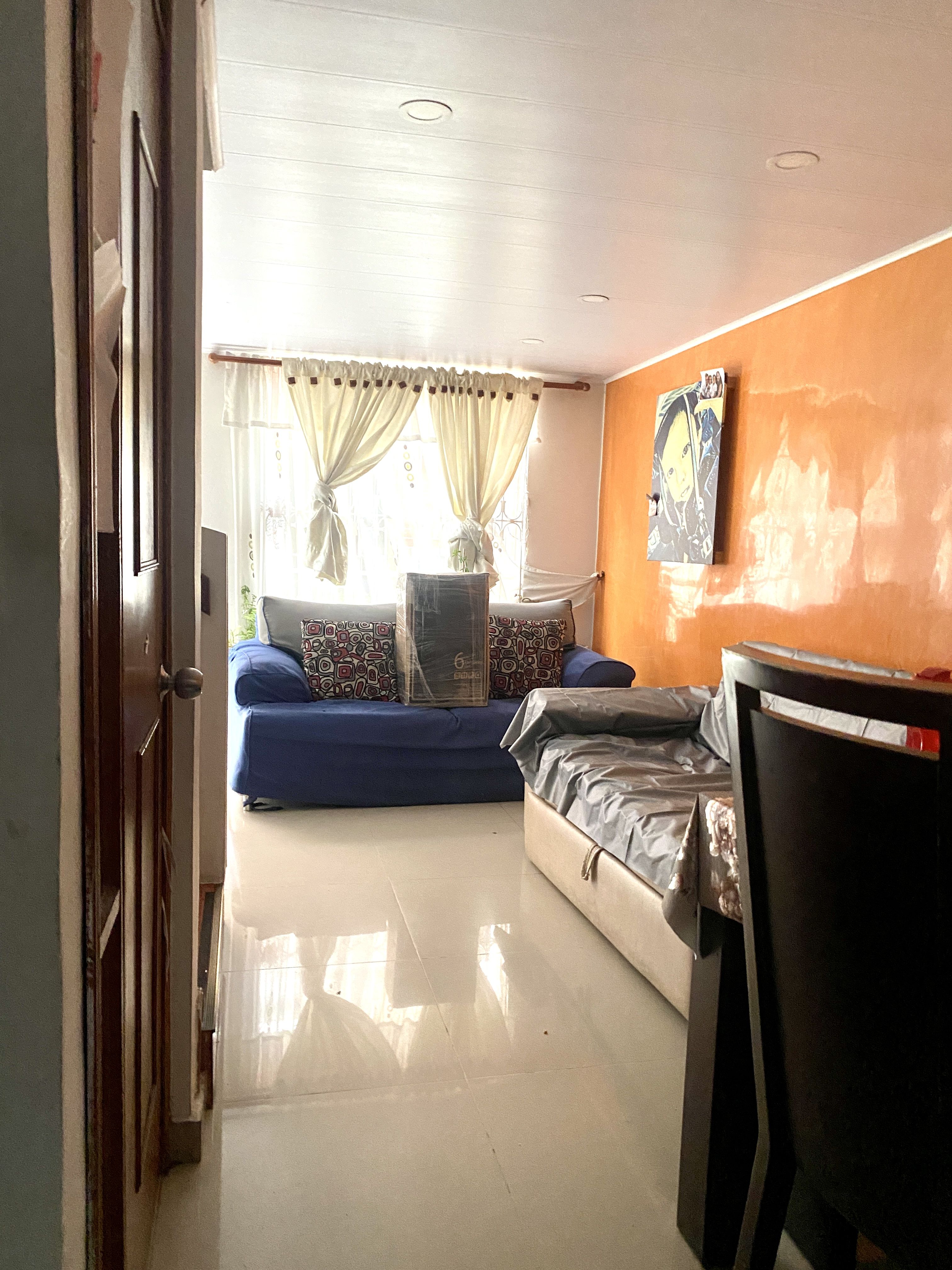 Casa en venta Cundinamarca Bogotá Bavaria 70 m2 Habitaciones 4 Baños 2 Garajes 1 Precio $380000000