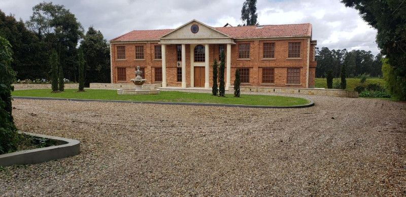 Casa en venta Cundinamarca Chía Cn Villa Helena 3200 m2 Habitaciones 4 Baños 5 Garajes 3 Precio $7000000000