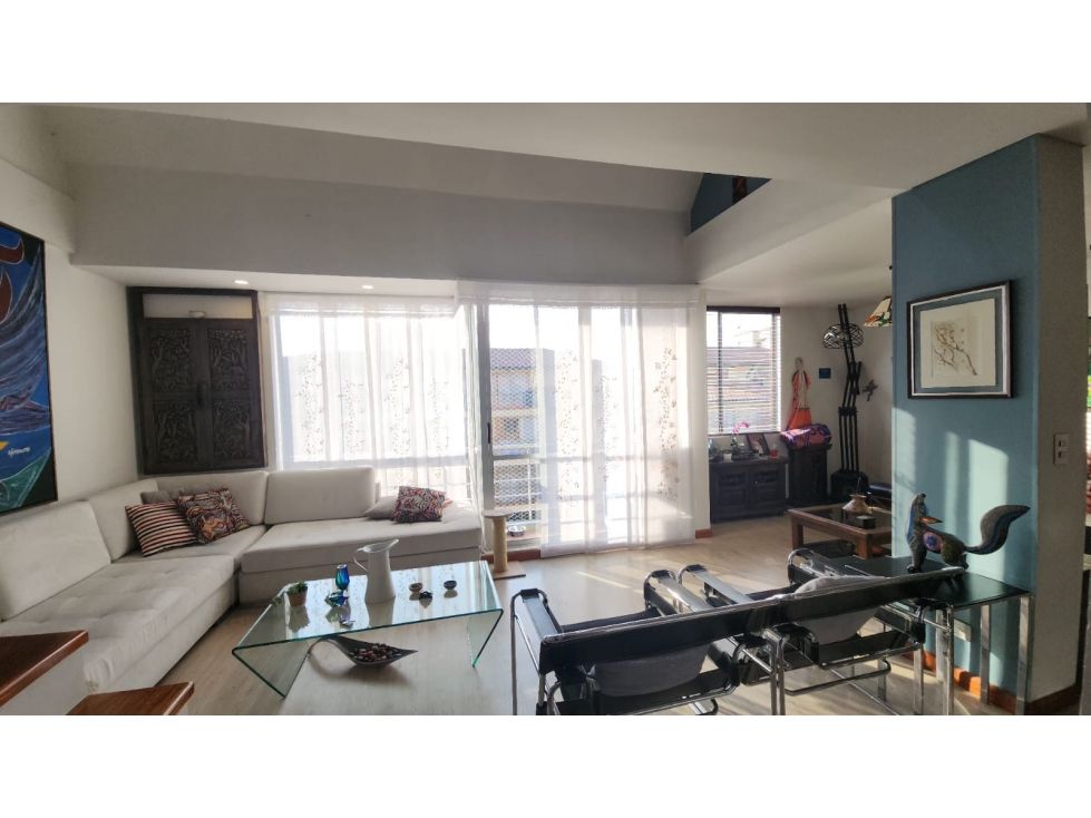 Casa en venta Cundinamarca Bogotá La Esperanza 153 m2 Habitaciones 3 Baños 3 Garajes 2 Precio $980000000