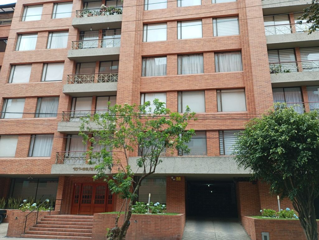 Apartamento en arriendo Cundinamarca Bogotá Rincon Del Chicó 70 m2 Habitaciones 2 Baños 3 Garajes 1 Precio $3520000