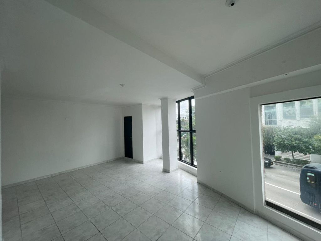 Oficina en arriendo Atlántico Barranquilla Altos Del Prado 61 m2 Habitaciones 0 Baños 1 Garajes 0 Precio $2650000