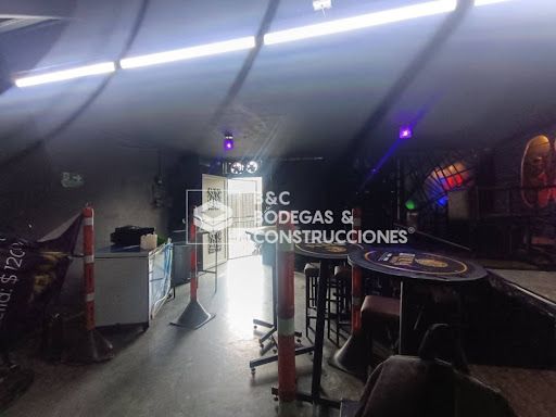 Local en arriendo Antioquia La Estrella Ancón San Martín 125 m2 Habitaciones 0 Baños 3 Garajes 2 Precio $8500000