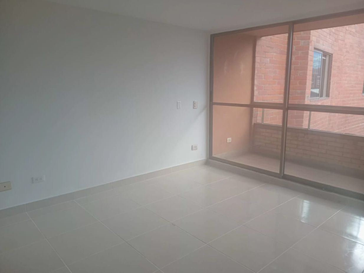 Apartamento en arriendo o venta Antioquia Sabaneta Betania 300 m2 Habitaciones 3 Baños 5 Garajes 2 Precio venta $640000000 Precio arriendo $3600000