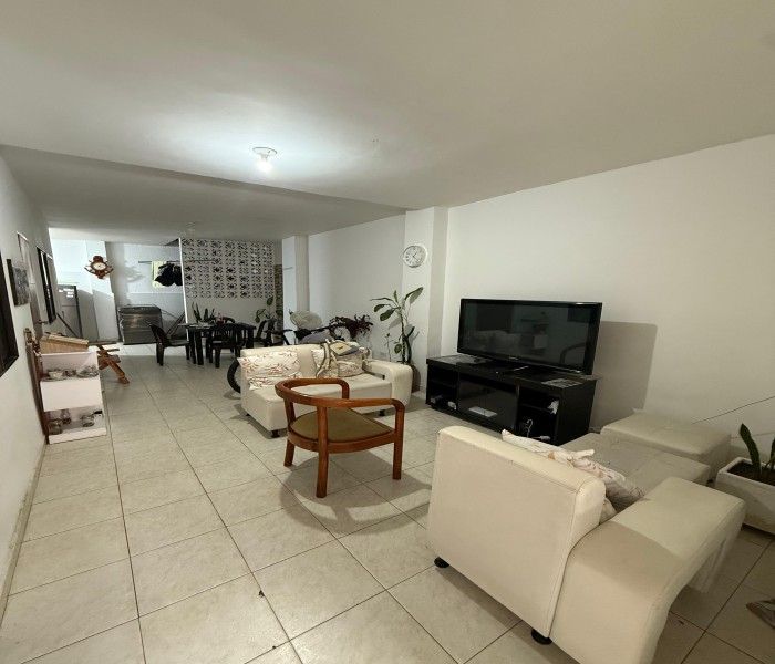 Edificio en venta Valle Del Cauca Cali Junín 320 m2 Habitaciones 11 Baños 7 Garajes 0 Precio $589000000