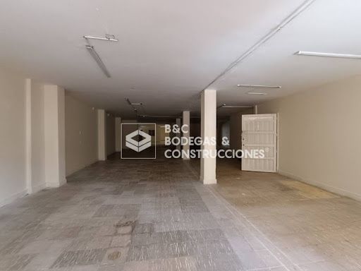 Bodega en arriendo Antioquia Medellín La Candelaria 330 m2 Habitaciones 0 Baños 2 Garajes 0 Precio $11500000