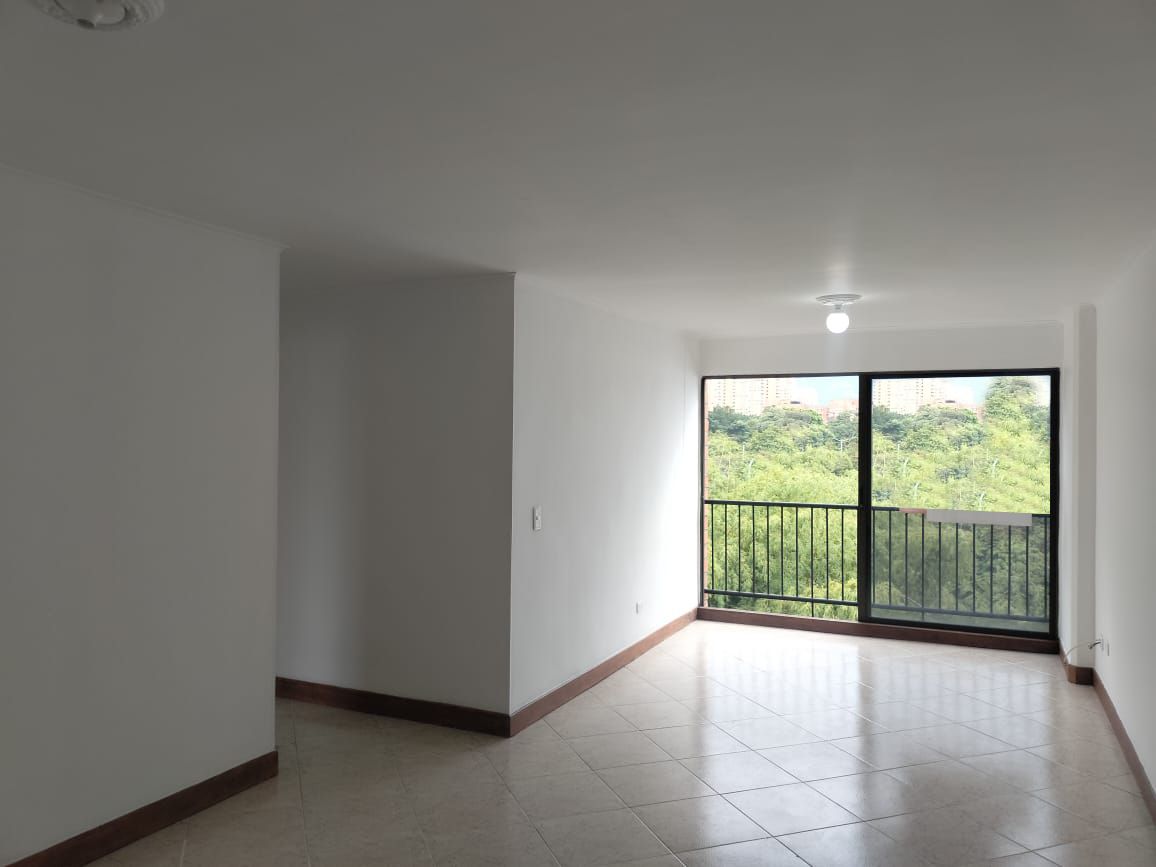 Apartamento en arriendo Antioquia Medellín Cristo Rey 86 m2 Habitaciones 3 Baños 2 Garajes 1 Precio $3450000