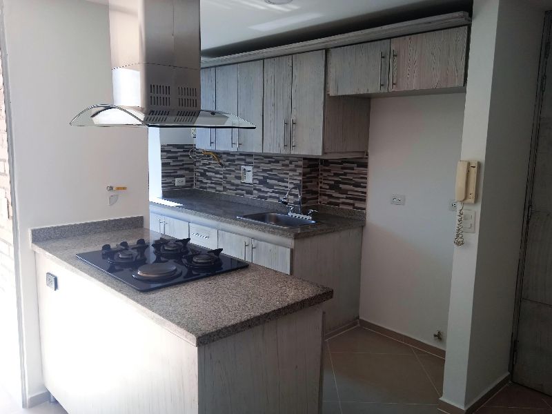 Apartamento en arriendo Antioquia Medellín Suramericana 85 m2 Habitaciones 3 Baños 2 Garajes 1 Precio $3300000