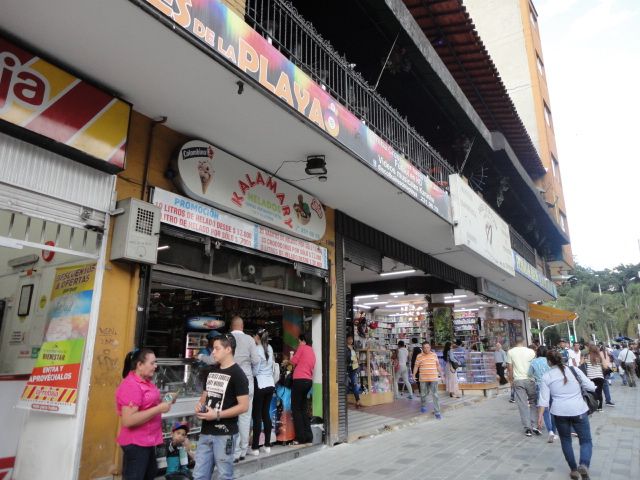 Local en arriendo Antioquia Medellín La Candelaria 14 m2 Habitaciones 0 Baños 0 Garajes 0 Precio $2000000