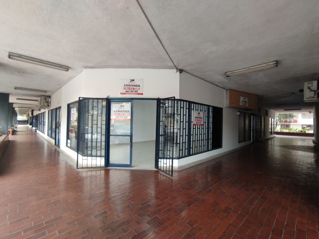 Local en arriendo Valle Del Cauca Cali Ciudad Capri 80 m2 Habitaciones 0 Baños 2 Garajes 0 Precio $3900000