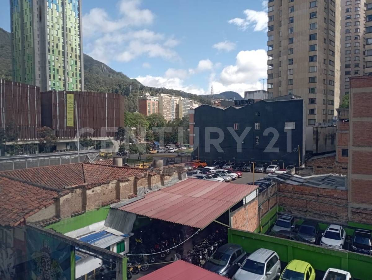 Edificio en venta Cundinamarca Bogotá Las Nieves 800 m2 Habitaciones 0 Baños 1 Garajes 10 Precio $7500000000