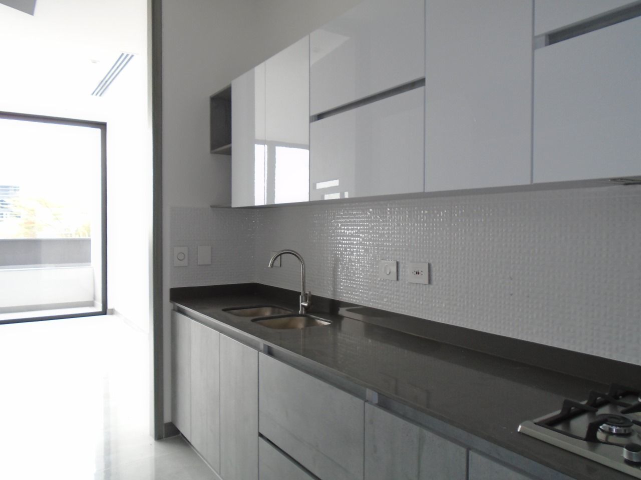 Apartamento en venta Risaralda Pereira Pinares Alto 165 m2 Habitaciones 3 Baños 4 Garajes 2 Precio $1400000000