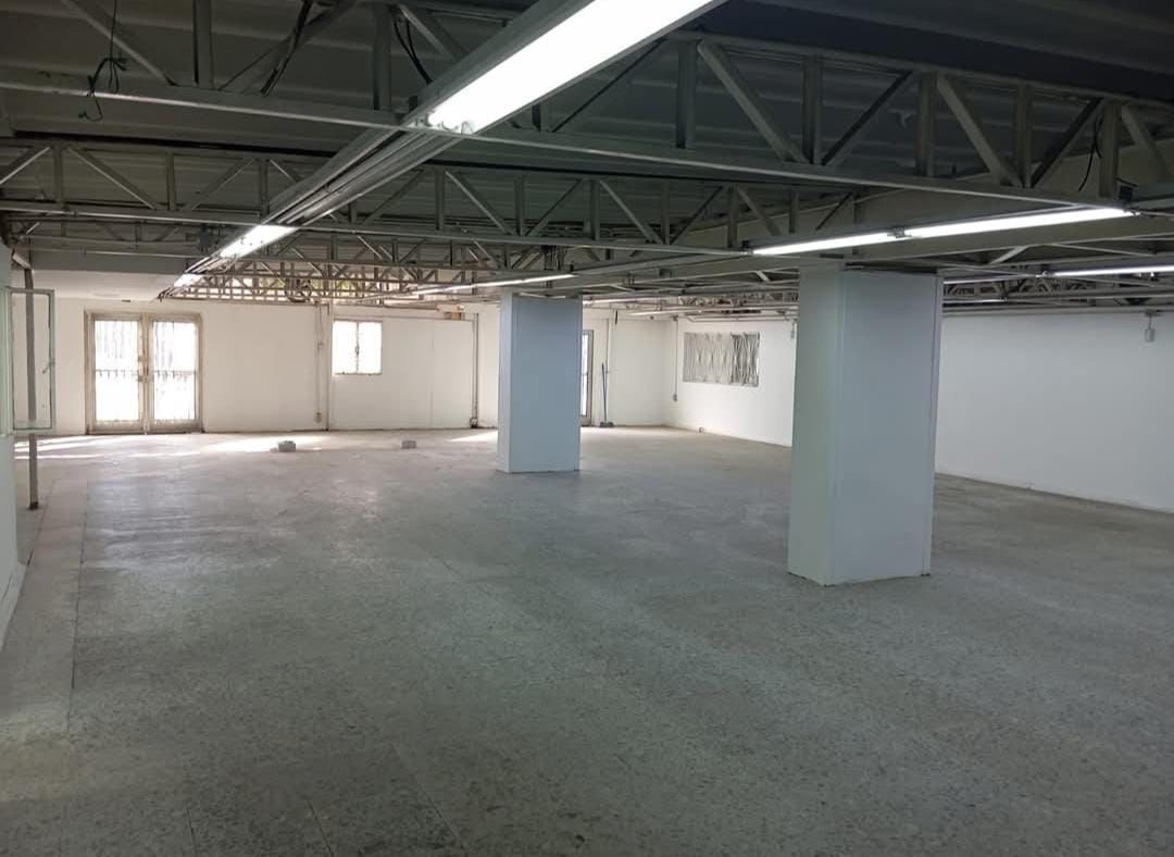 Bodega en arriendo Cundinamarca Bogotá Quiroga 320 m2 Habitaciones 0 Baños 2 Garajes 0 Precio $12000000