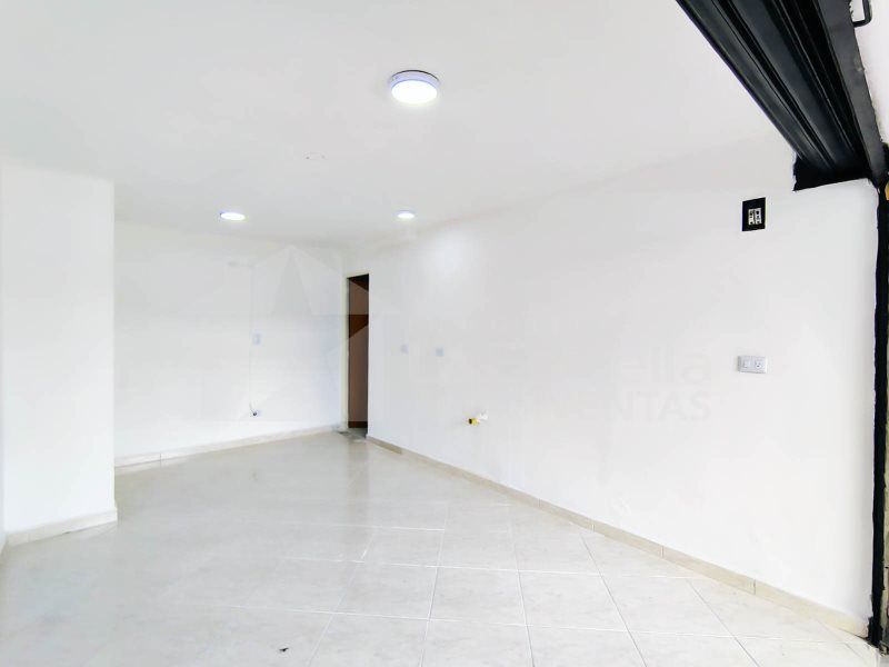 Local en arriendo Antioquia Medellín Lorena 18 m2 Habitaciones 0 Baños 1 Garajes 0 Precio $1500000
