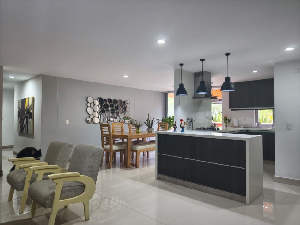 Apartamento en venta Antioquia Envigado La Pradera 205 m2 Habitaciones 3 Baños 4 Garajes 2 Precio $1350000000