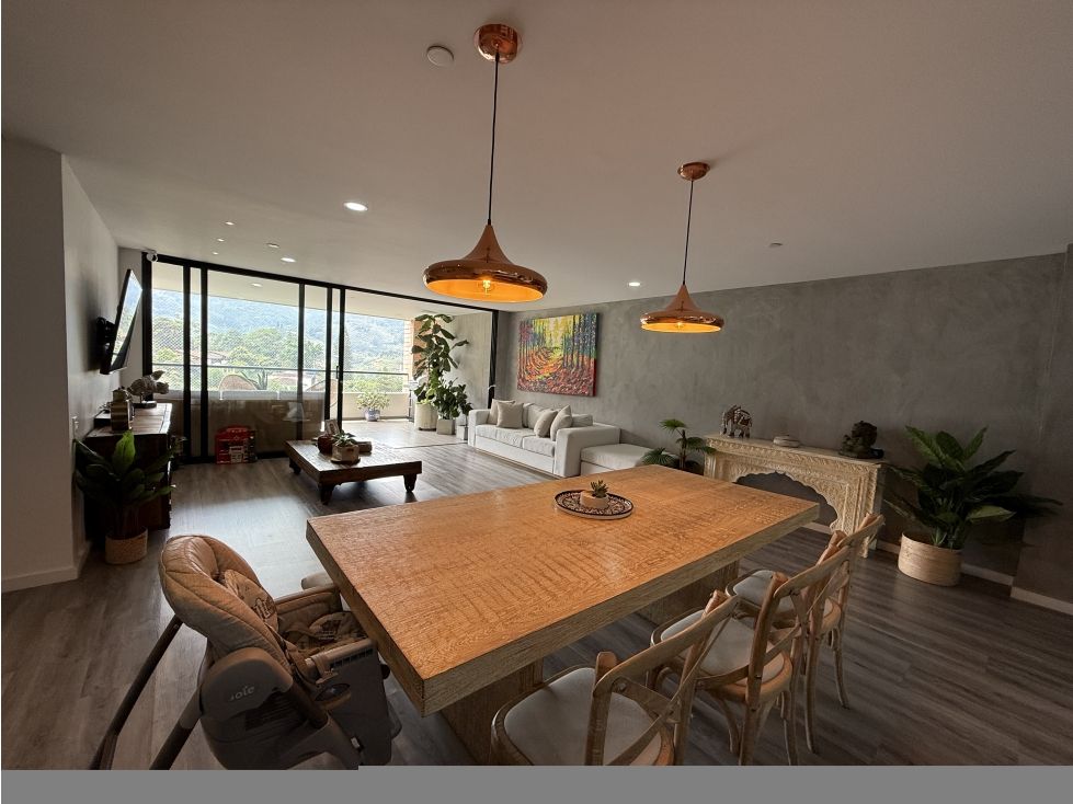 Apartamento en venta Antioquia Envigado El Chinguí 171 m2 Habitaciones 3 Baños 4 Garajes 2 Precio $1400000000