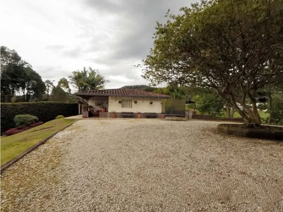 Finca en venta Antioquia Rionegro El Porvenir 125 m2 Habitaciones 3 Baños 2 Garajes 10 Precio $1900000000