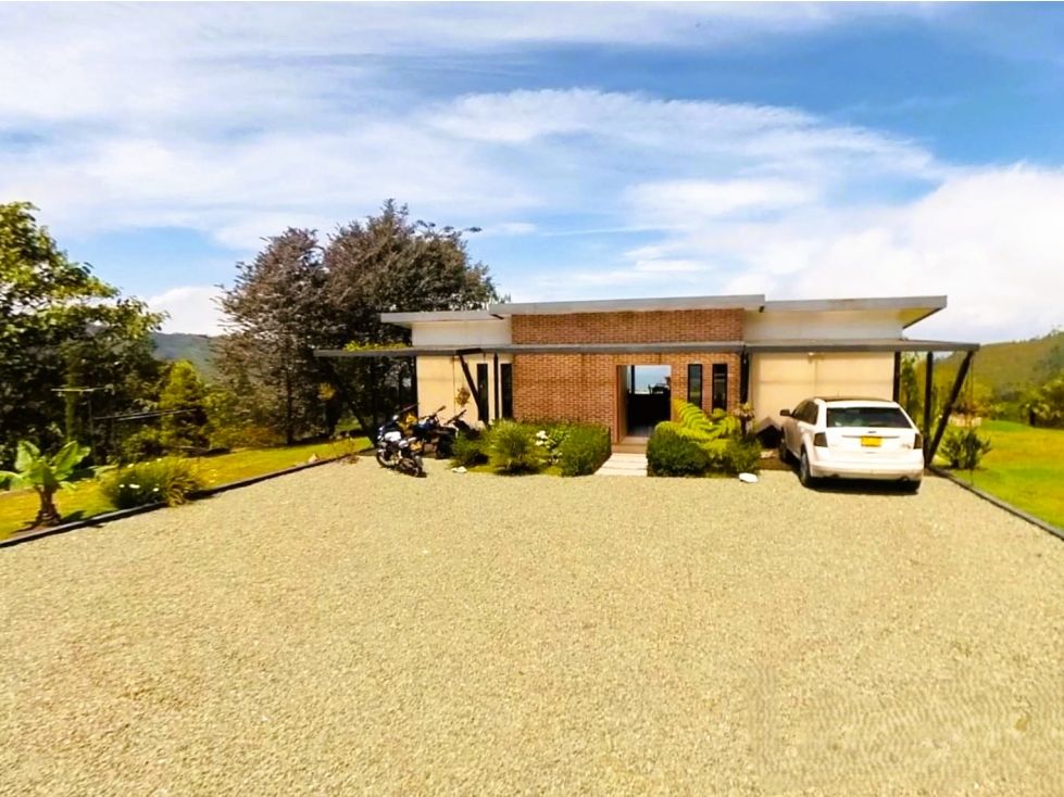 Casa Campestre en venta Antioquia Envigado Las Vegas 230 m2 Habitaciones 2 Baños 3 Garajes 9 Precio $1700000000