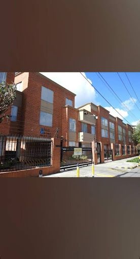 Casa en arriendo Cundinamarca Bogotá Canelo 70 m2 Habitaciones 3 Baños 2 Garajes 1 Precio $2500000