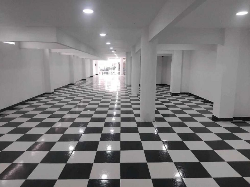 Local en arriendo Caldas Villamaría Villa Maria Vieja 220 m2 Habitaciones 0 Baños 2 Garajes 0 Precio $5500000